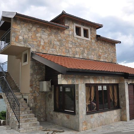 Ostroske Grede Bed and Breakfast Nikšić Buitenkant foto