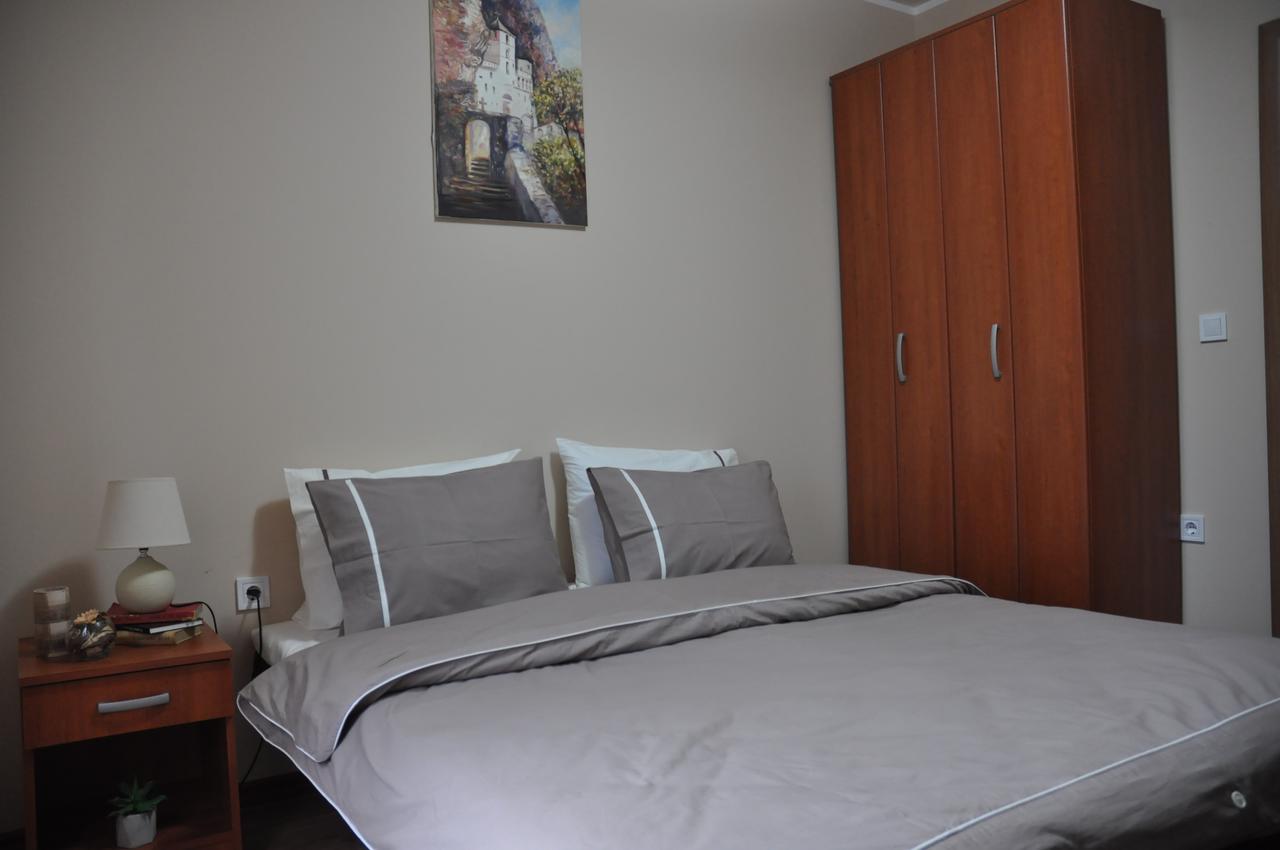 Ostroske Grede Bed and Breakfast Nikšić Buitenkant foto